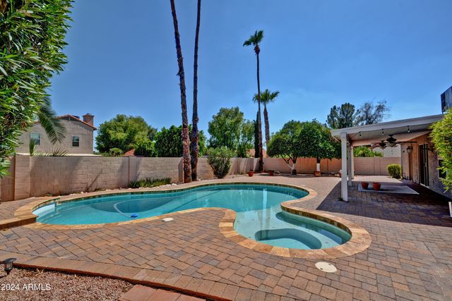 5813 E MARCONI Avenue, Scottsdale, AZ 85254