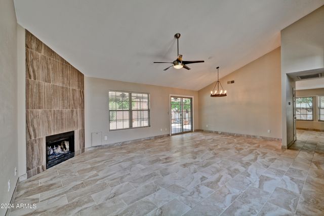 5813 E MARCONI Avenue, Scottsdale, AZ 85254