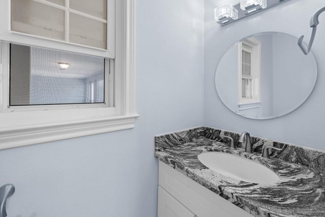 18002 Bambridge Drive NW, Houston, TX 77090