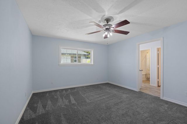 18002 Bambridge Drive NW, Houston, TX 77090