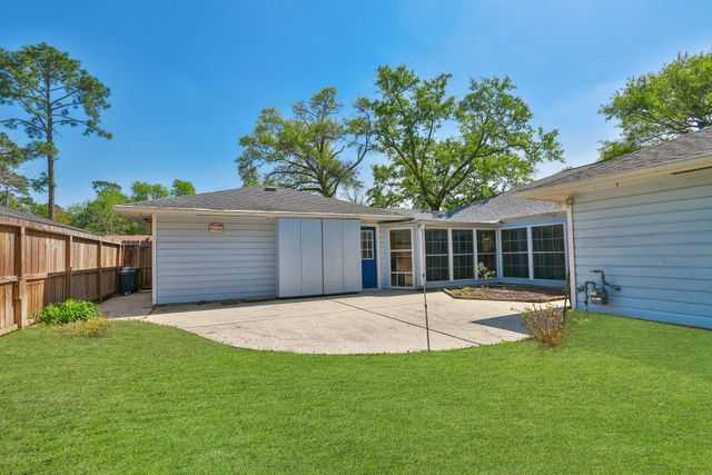 18002 Bambridge Drive NW, Houston, TX 77090