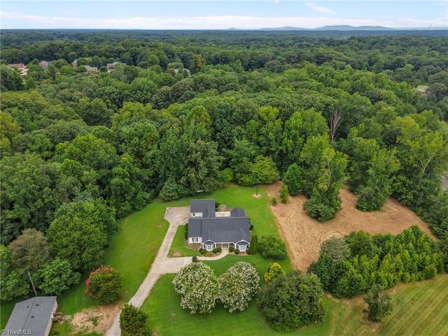 6707 Brookbank Road, Oak Ridge, NC 27310