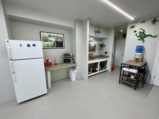 23972 Highway 1, Golden Meadow, LA 70357