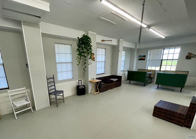 23972 Highway 1, Golden Meadow, LA 70357