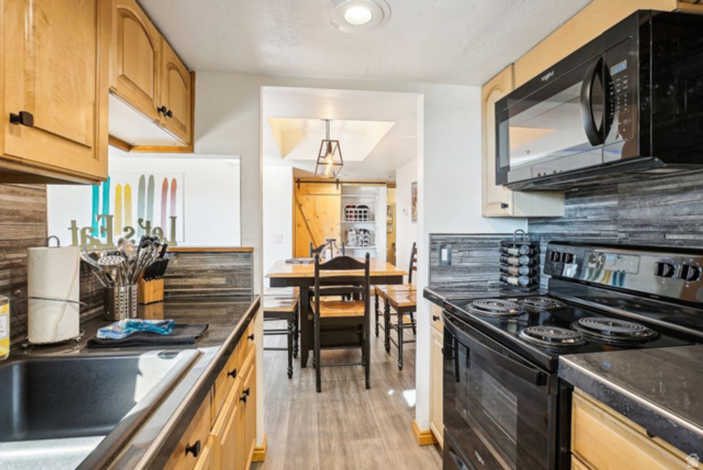 Image 13 of property listing at 7035 N 2200 W #3O, Park City, UT 84098