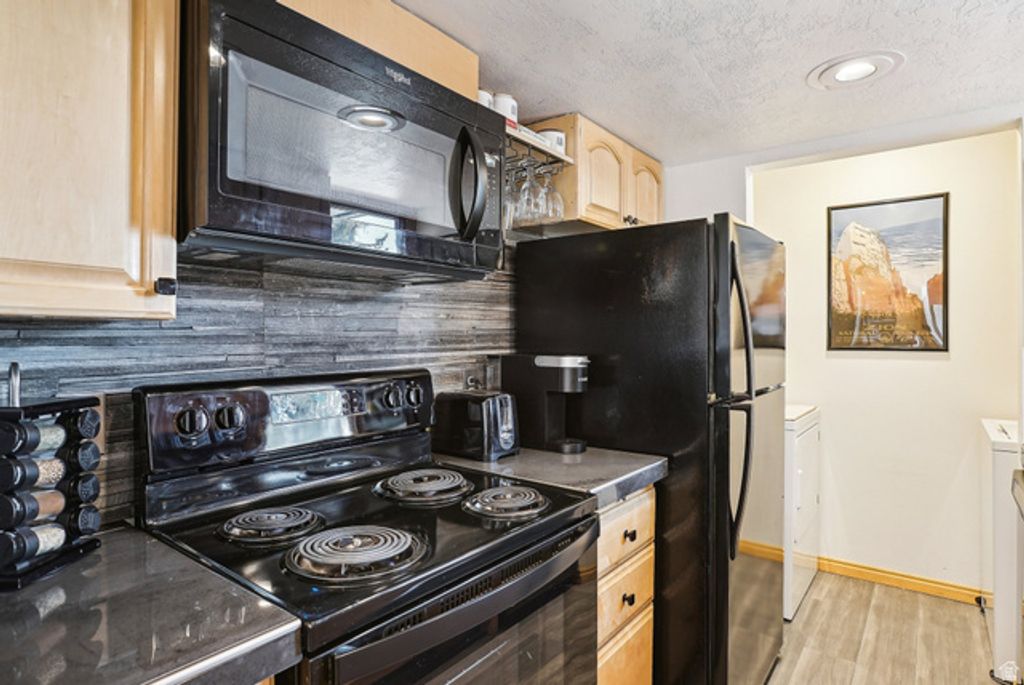Image 15 of property listing at 7035 N 2200 W #3O, Park City, UT 84098