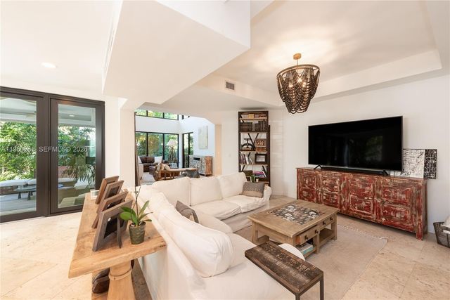 650 Curtiswood Drive, Key Biscayne, FL 33149
