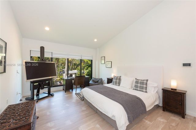 650 Curtiswood Drive, Key Biscayne, FL 33149