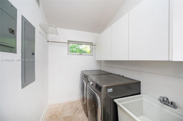 650 Curtiswood Drive, Key Biscayne, FL 33149