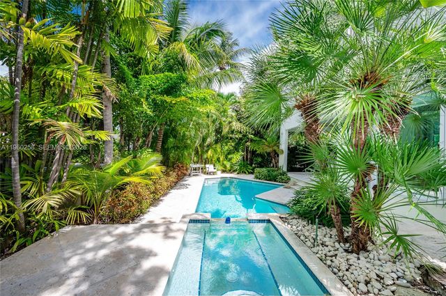 650 Curtiswood Drive, Key Biscayne, FL 33149