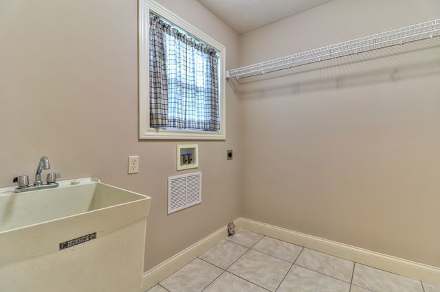 2515 St Andrews Road, Urbana, IL 61802