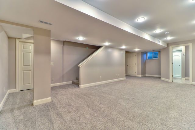 2515 St Andrews Road, Urbana, IL 61802