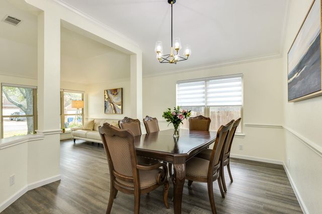 1505 Drop Tine DR, Cedar Park, TX 78613