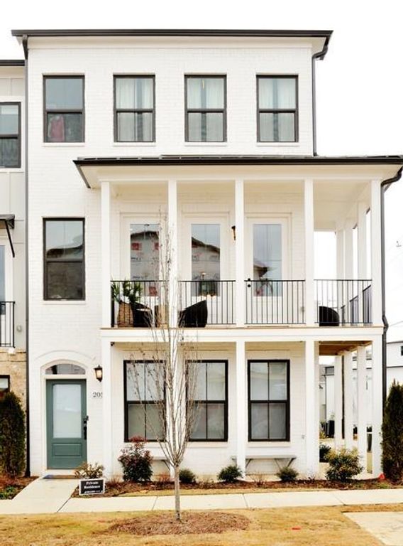 2054 Rockledge NE Road, Atlanta, GA 30324