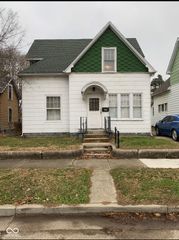 1634 7th Avenue, Terre Haute, IN 47807