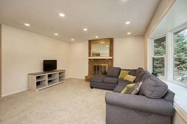 5505 Cottage Avenue, White Bear Twp, MN 55110