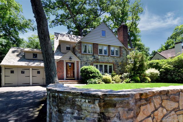 12 Barclay Road, Scarsdale, NY 10583