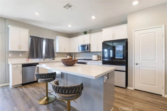 28307 Memory, Winchester, CA 92596