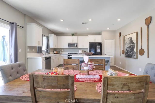 28307 Memory, Winchester, CA 92596