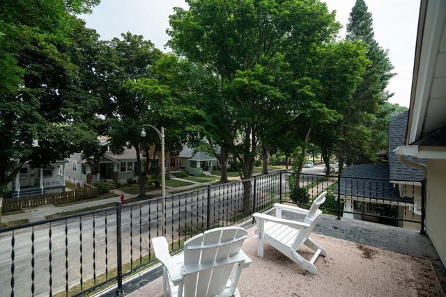 3435 S Delaware AVENUE, Milwaukee, WI 53207