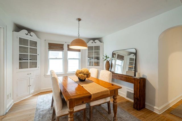 3435 S Delaware AVENUE, Milwaukee, WI 53207