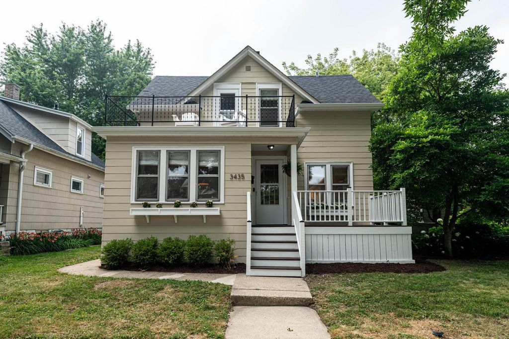 3435 S Delaware AVENUE, Milwaukee, WI 53207