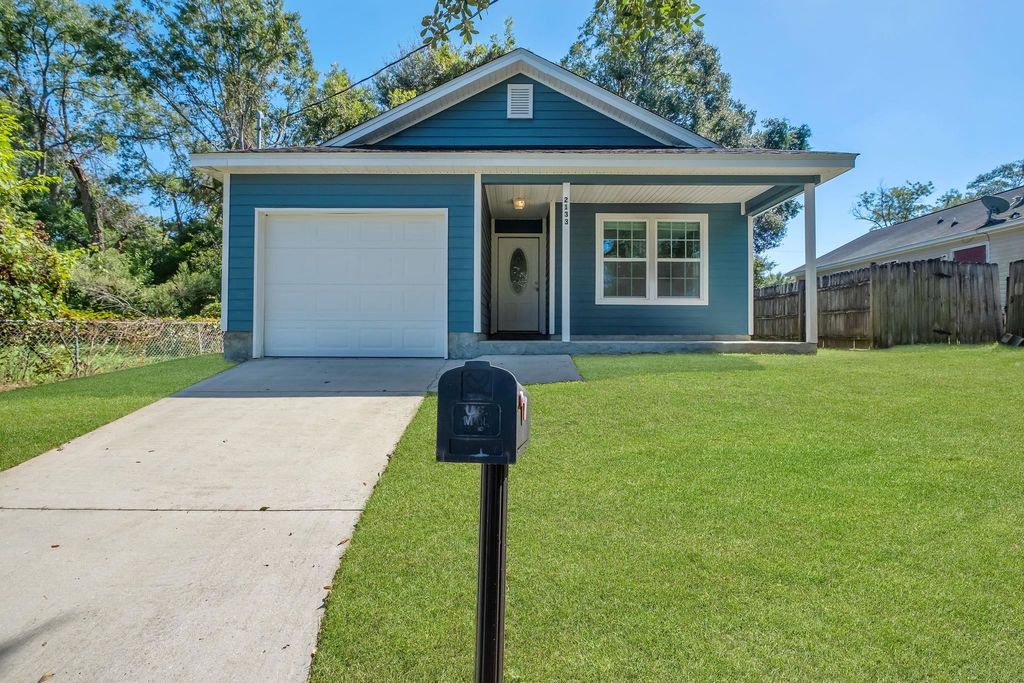 2133 Flipper Street, Tallahassee, FL 32310