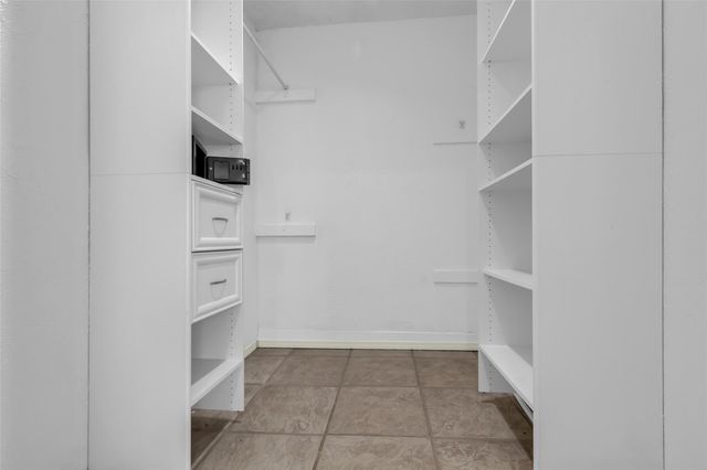 15830 Pipers View Drive, Houston, TX 77598