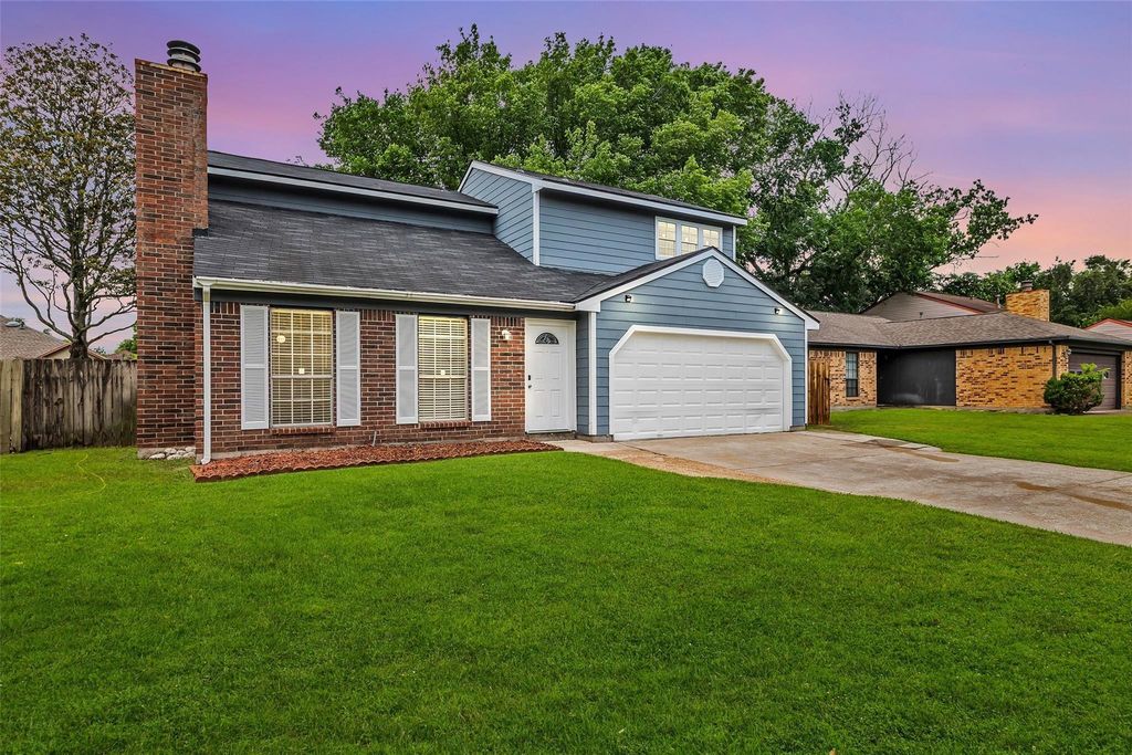 15830 Pipers View Drive, Houston, TX 77598