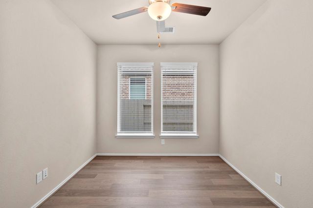 2411 Honeyberry Shrub Drive, Manvel, TX 77578