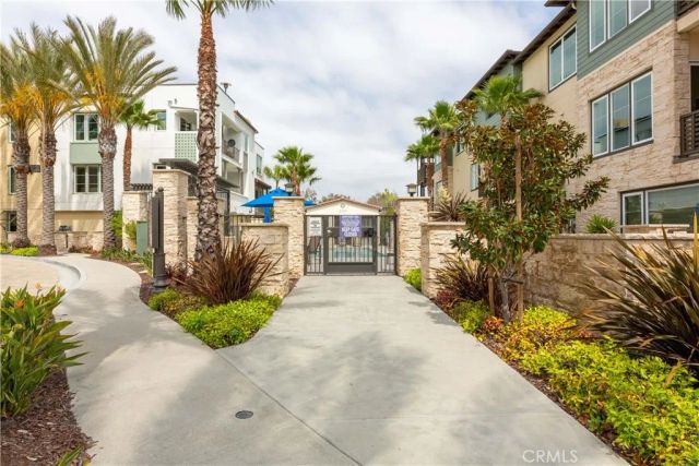 325 Doheny Way, Dana Point, CA 92629