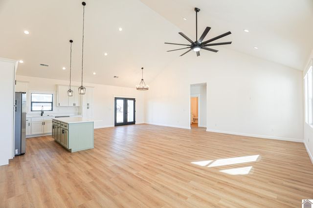 16 Ellie Court, Mayfield, KY 42066