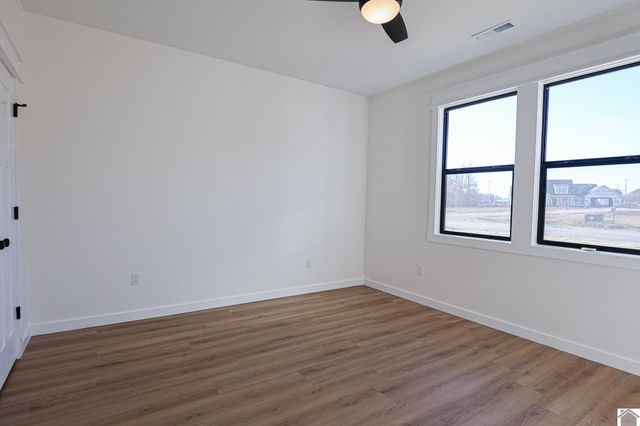 16 Ellie Court, Mayfield, KY 42066