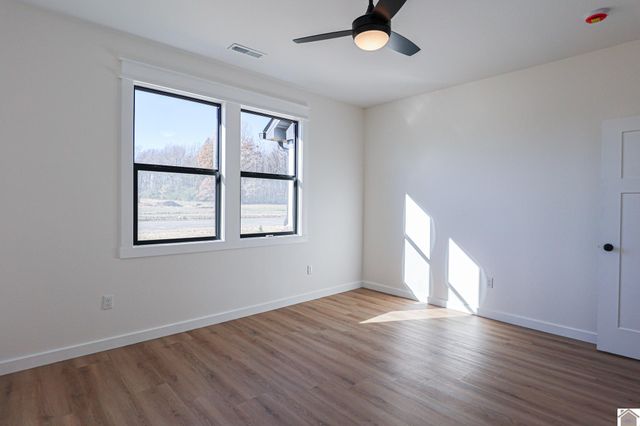 16 Ellie Court, Mayfield, KY 42066