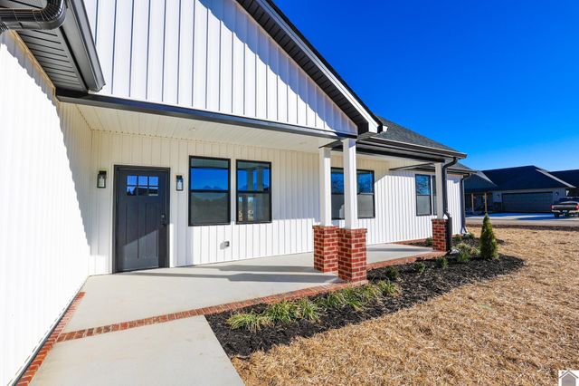 16 Ellie Court, Mayfield, KY 42066