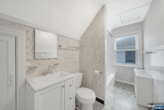 88 Mckinley Avenue 2, Lodi, NJ 07644