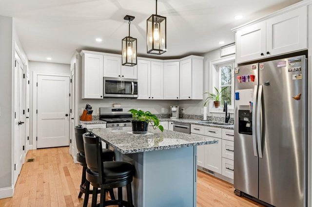 10 Coleman Street, Rochester, NH 03867