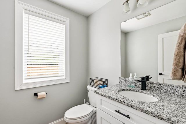 10 Coleman Street, Rochester, NH 03867