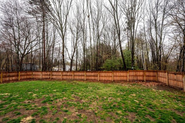10 Coleman Street, Rochester, NH 03867