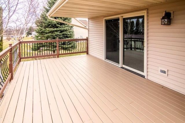 1500 Wedgewood DRIVE, Watertown, WI 53098