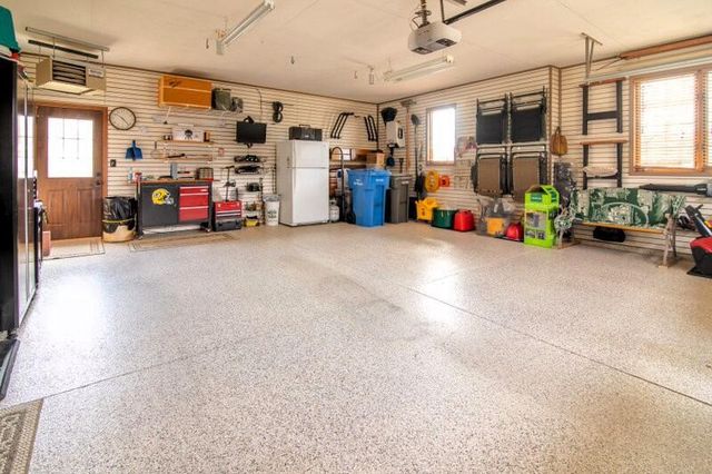 1500 Wedgewood DRIVE, Watertown, WI 53098