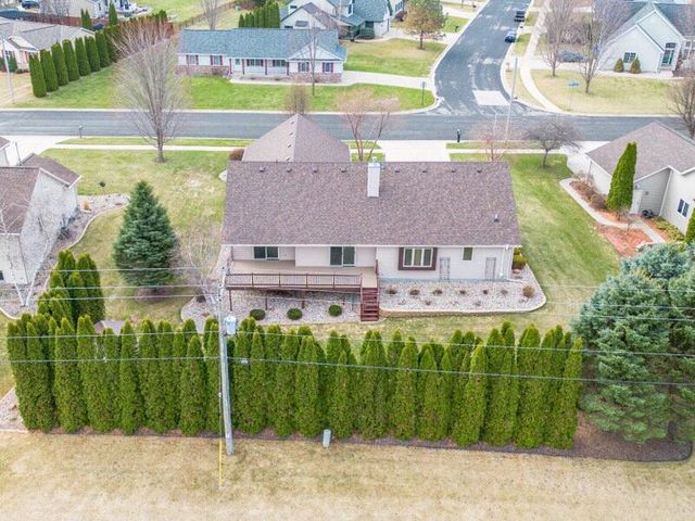 1500 Wedgewood DRIVE, Watertown, WI 53098