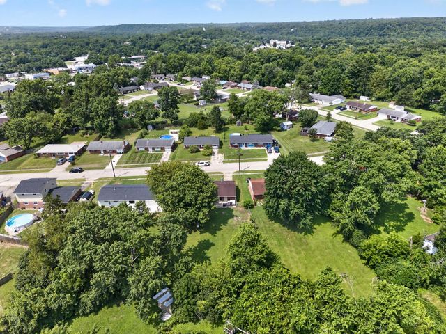 706 Osage Trail, Milford, OH 45150