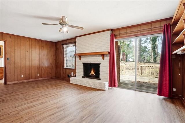 4165 Williamsburg Drive, Atlanta, GA 30337