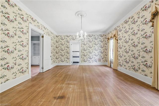 804 Davis Street, Burlington, NC 27215