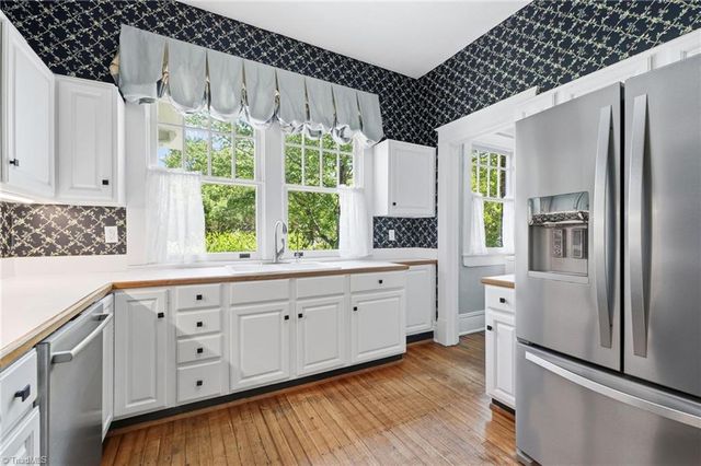 804 Davis Street, Burlington, NC 27215
