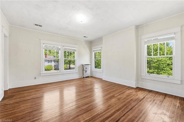 804 Davis Street, Burlington, NC 27215