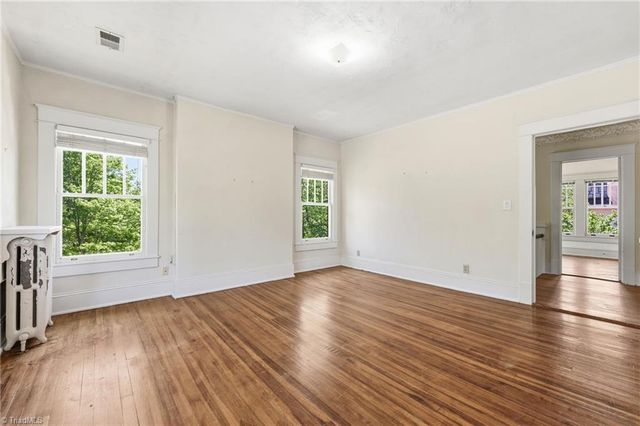 804 Davis Street, Burlington, NC 27215