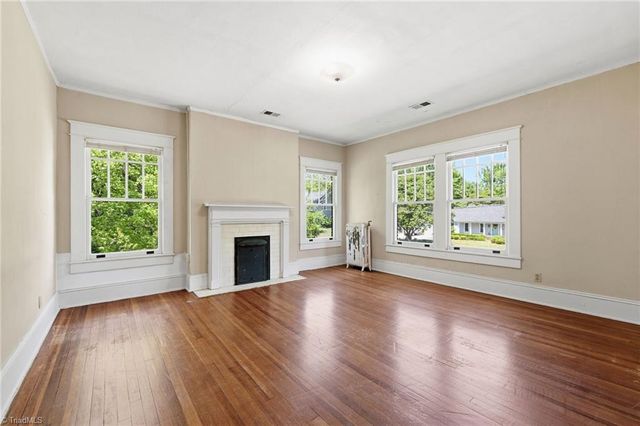 804 Davis Street, Burlington, NC 27215