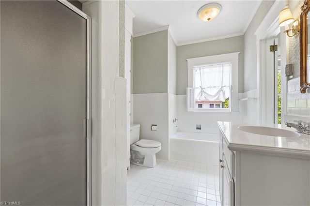 804 Davis Street, Burlington, NC 27215